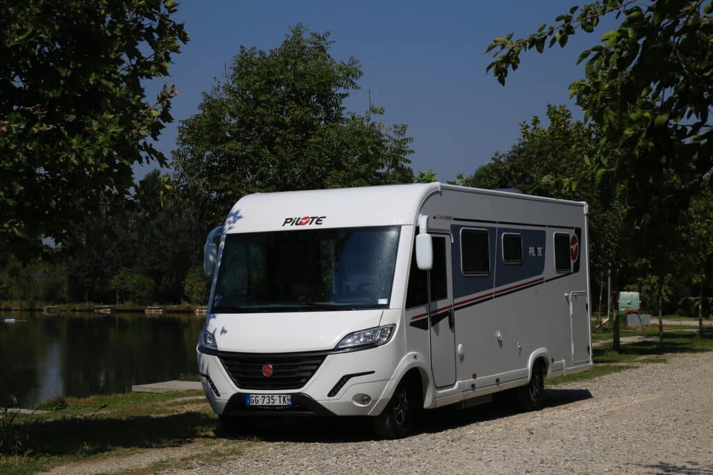 Camping car intégral Pilote G740FC Evidence Fiat