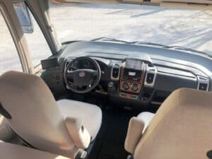 Camping car intégral Hymer modèle Eriba Jet 697 Fiat