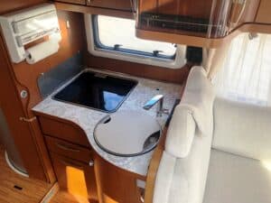 Camping car intégral Hymer modèle Eriba Jet 697 Fiat
