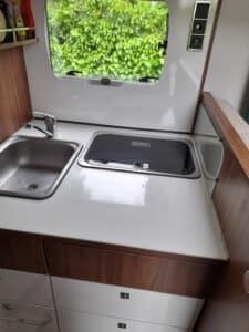 Camping car intégral Pilote G700 essentiel  Fiat