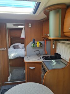 Camping car intégral Pilote MERCEDES pilote EXPLORATEUR 733FC Mercedes-Benz