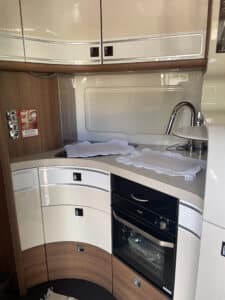 Camping car intégral Carthago Chic E-Line 2022 170 CV Mercedes-Benz