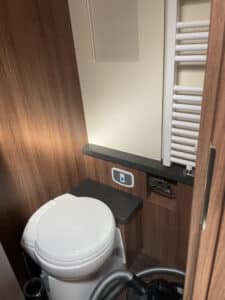 Camping car intégral Carthago Chic E-Line 2022 170 CV Mercedes-Benz