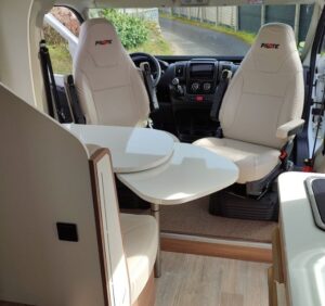 Camping car profilé Pilote P600 essentiel  Fiat
