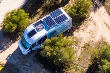 panneaux solaires adaptées aux camping-cars