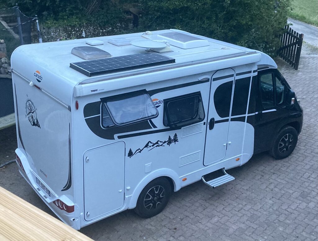 Camping car profilé Carado V132 édition 15 Citroën
