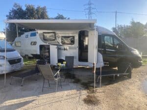 Camping car profilé Carado V132 édition 15 Citroën