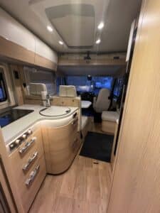 Camping car intégral Hymer BMC 690 I Mercedes-Benz