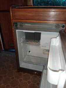 Camping car profilé Pilote R 300 Renault