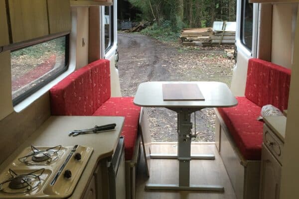 E0920015-53D9-4120-9832-97973D23C022