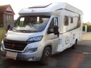 Camping car profilé Bürstner lyséo privilège Fiat