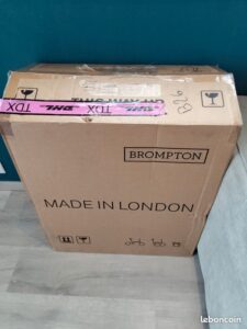Boîte Brompton avec étiquette Made in London