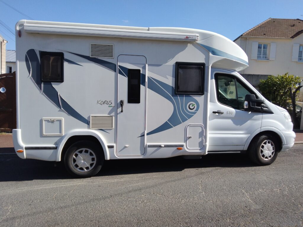 Camping car profilé Chausson KORUS 530