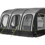 Auvent moderne attaché à une caravane