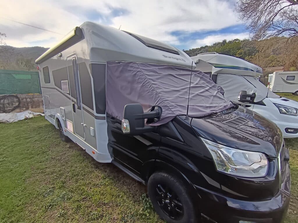 Camping-car profilé Sunlight Ford