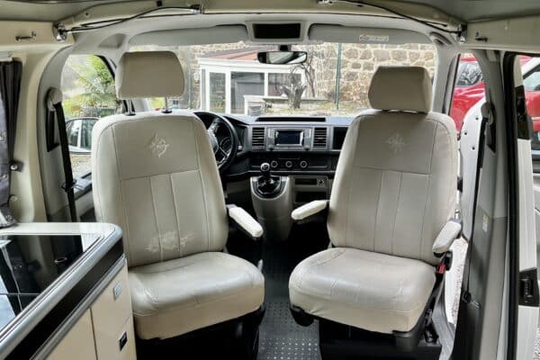 A6AEFAFB-8FA5-4A4E-AD10-982FF4743426_1_201_a