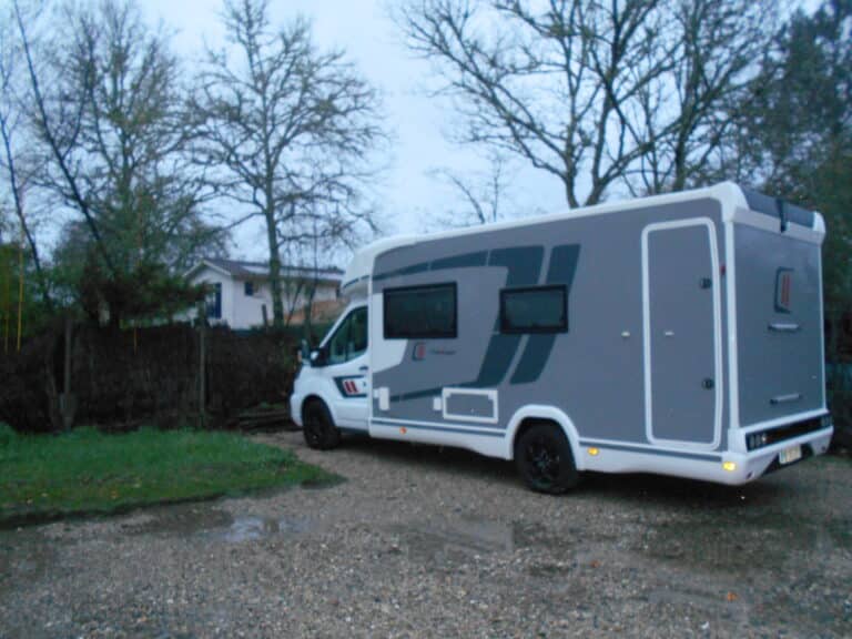 Camping-car profilé Challenger Ford