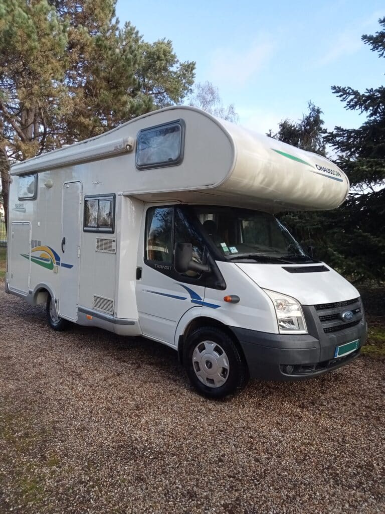 Camping-car capucine Chausson Ford