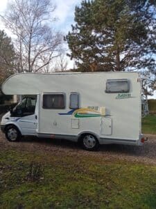 Camping-car capucine Chausson Ford