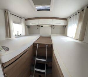 Camping-car intégral Pilote G740 FGJ Evidence Fiat