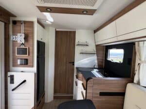 Camping-car intégral Pilote G740 FGJ Evidence Fiat