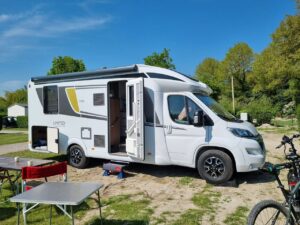 Camping-car intégral Bürstner LYSEO TD 732 Citroën
