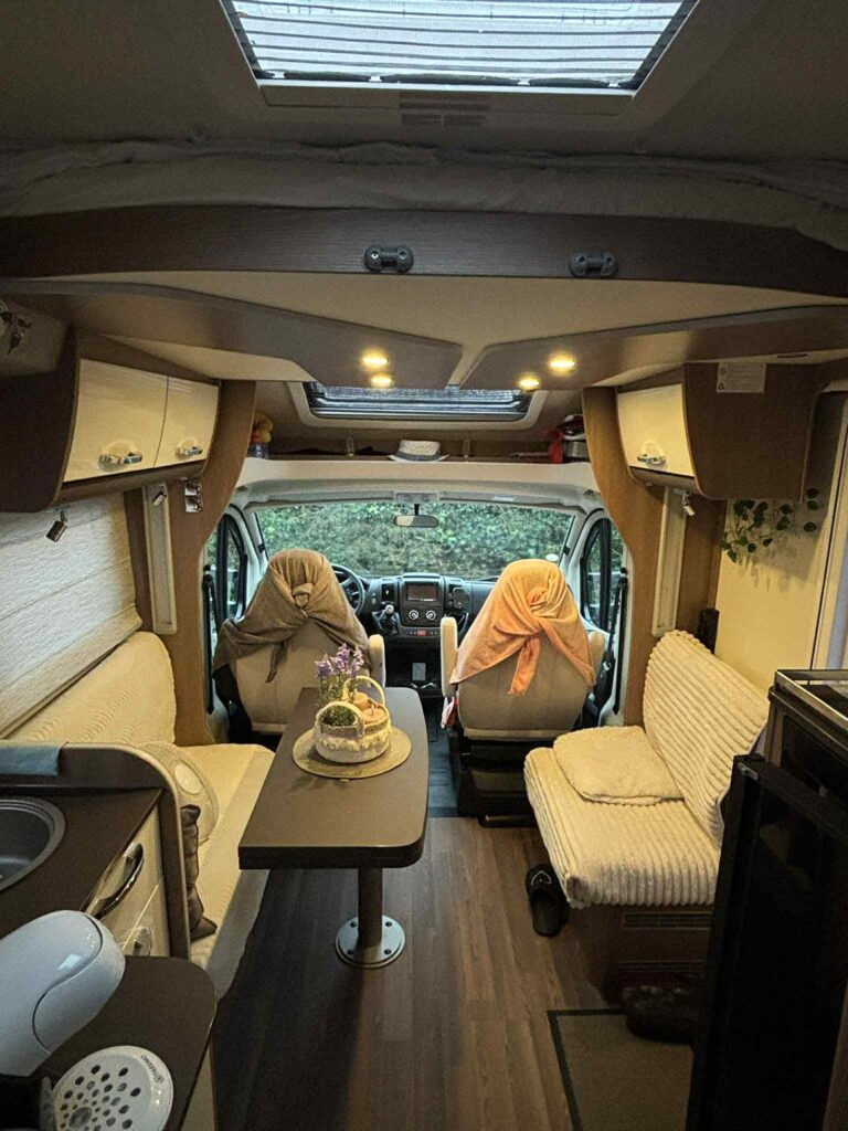Camping-car intégral Bürstner LYSEO TD 732 Citroën