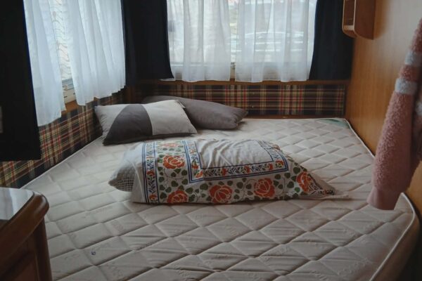 fa07b1d8-839b-4253-b099-42a84f1e4aa3