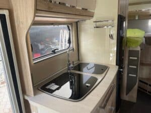Camping-car intégral Eura Mobil INTEGRA LINE 655EB Fiat