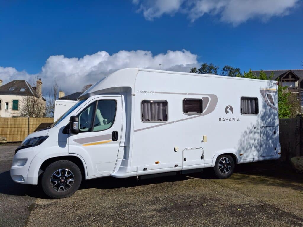 Camping-car profilé Bavaria T 726 nomade Fiat