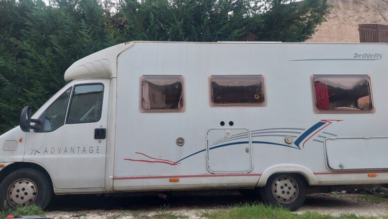 Camping-car profilé