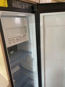 Camping-car intégral Eura Mobil INTEGRA LINE 655EB Fiat