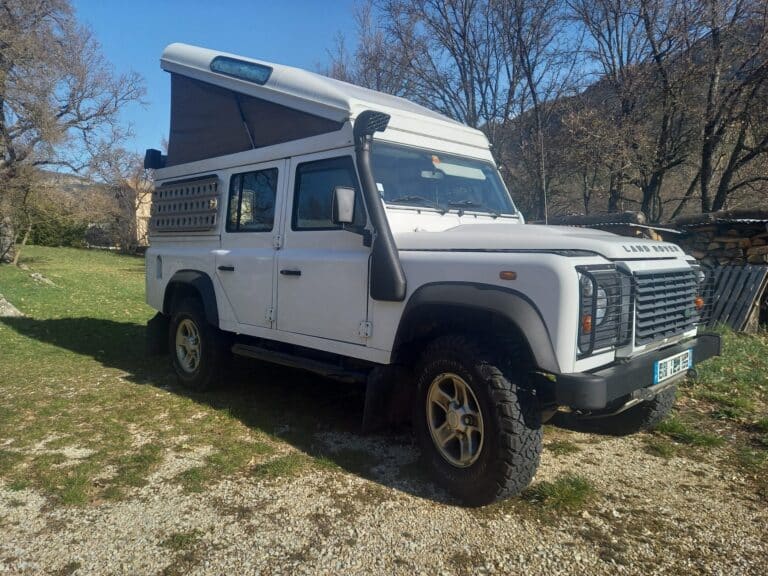 Véhicule d’expédition Land Rover
