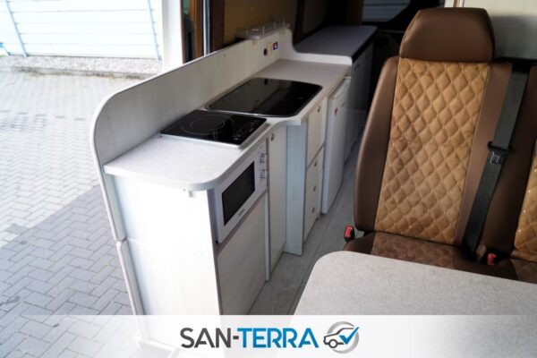 25da5c5d-30d5-418e-9b25-f8047deed6bf