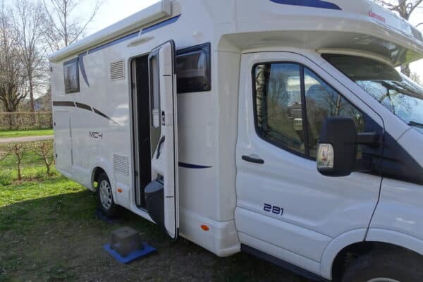 3.-cote-droit-Mc-LOUIS