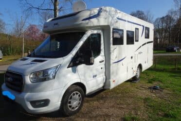 4.-antenne-satellite-depliee