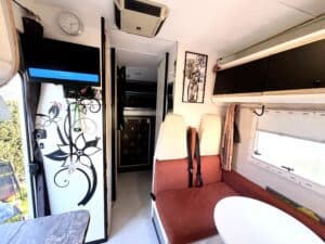 Camping-car capucine Chausson Ford