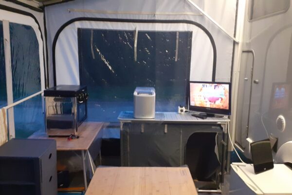 5b0a6db8-767f-4961-aed7-c86451f92b1f-1