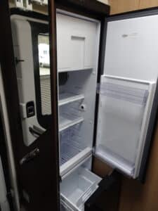 Camping-car profilé MC Louis Mc 4 281 Ford