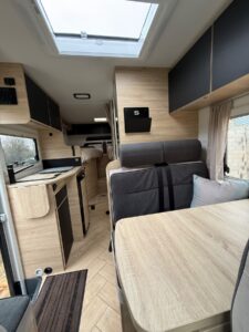 Camping-car profilé Chausson Ford