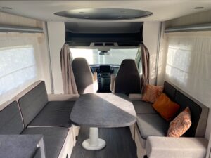 Camping-car profilé Challenger Ford