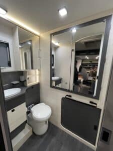Camping-car profilé Chausson Titanium Ford
