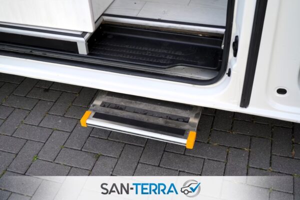 b1225eae-718a-45a2-bcdf-f7d5ca2a6837