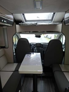 Camping-car profilé Roller Team 287TL performance Ford