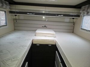 Camping-car profilé Roller Team 287TL performance Ford
