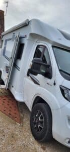Camping-car profilé Pilote Essentiel p746 Fiat