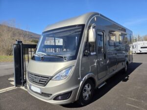 Camping-car intégral Hymer B 678DL