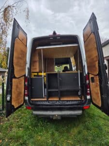 Fourgon aménagé Mercedes Sprinter Mercedes-Benz