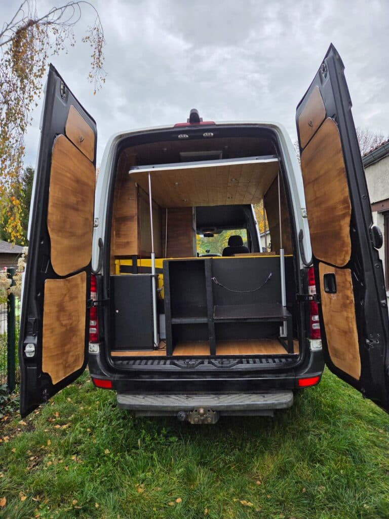 Fourgon aménagé Mercedes Sprinter Mercedes-Benz
