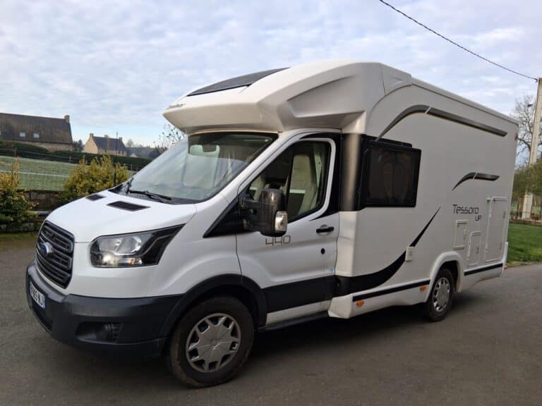 Camping-car profilé Benimar tessoro 440 up Ford